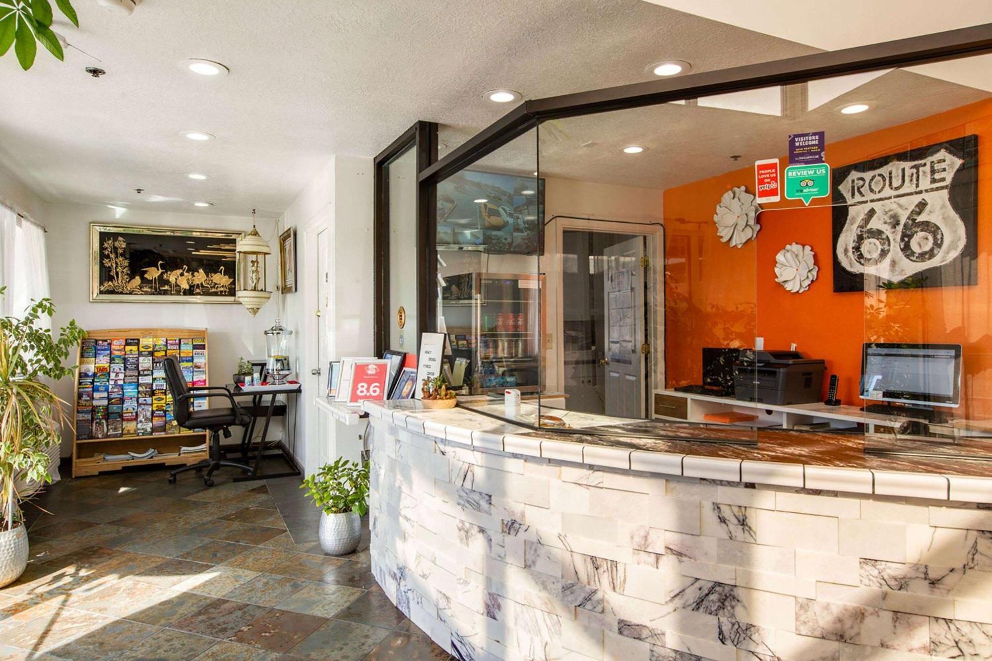 Sandia Peak Inn Old Town Abq, A Howard Johnson By Wyndham Albuquerque Exterior foto